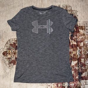WOMENS UNDER ARMOUR HEATGEAR LOOSE FIT TOP SIZE MEDIUM